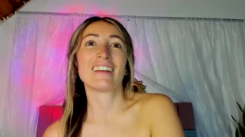 Snapshot of conyabril chatting on 11-22-25, 01:59 conyabril online show from 11-22-25, 01:59