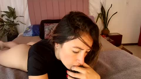 Snapshot of conyabril chatting on 06-18-26, 12:20 conyabril online show from 06-18-26, 12:20