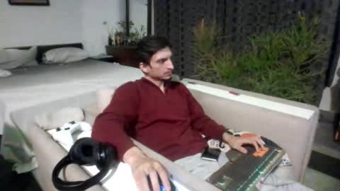 Cool2Buddies online show from 03-08-26, 07:39