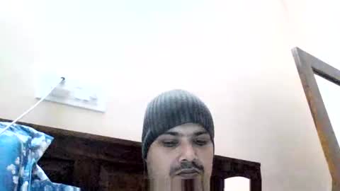 Cool Breeze09 online show from 11-04-25, 06:18