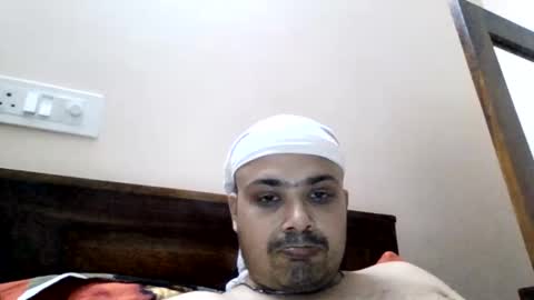 Cool Breeze09 online show from 05-13-26, 07:39