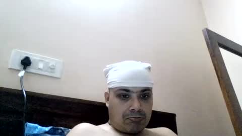 Snapshot of cool_breeze09 chatting on 06-16-26, 07:44 Cool Breeze09 online show from 06-16-26, 07:44
