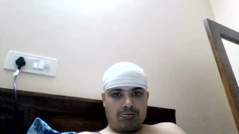 Snapshot of cool_breeze09 chatting on 07-10-26, 11:35 Cool Breeze09 online show from 07-10-26, 11:35