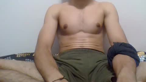 Snapshot of coolboy75289 chatting on 09-27-25, 04:17 coolboy75289 online show from 09-27-25, 04:17