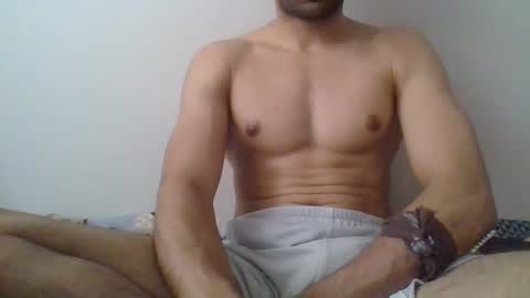 Snapshot of coolboy75289 chatting on 03-08-26, 06:44 coolboy75289 online show from 03-08-26, 06:44