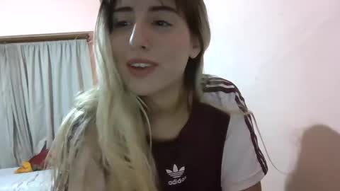 coquetteprincess60 online show from 03-11-26, 04:51