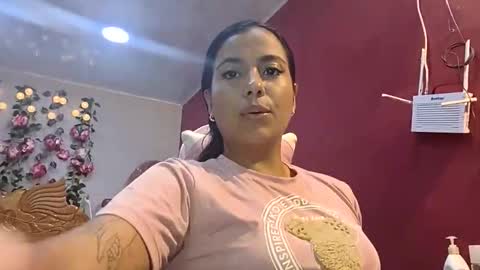 coral0403 online show from 04-25-26, 05:43