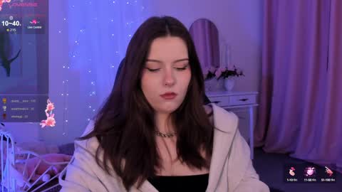 little girl who is always right or Coraline online show from 02-11-25, 11:43