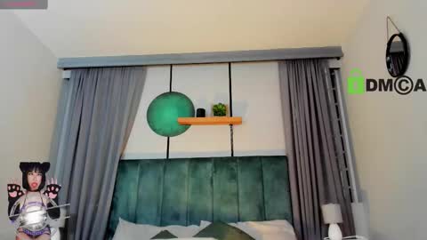 Coral Stefani online show from 11-29-25, 09:07