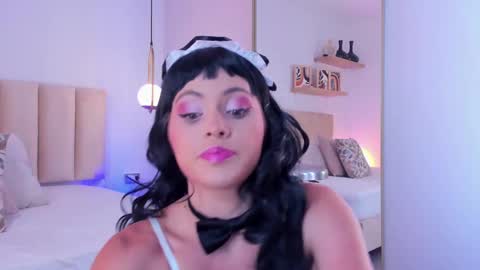 Snapshot of coralsmith11 chatting on 10-23-25, 06:50 Coral Smith online show from 10-23-25, 06:50