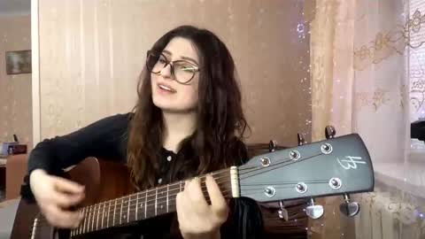 Elisheva online show from 02-10-26, 01:48