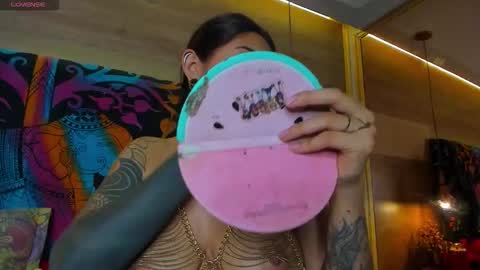 Snapshot of cori_paige chatting on 11-30-25, 04:16 Cori online show from 11-30-25, 04:16