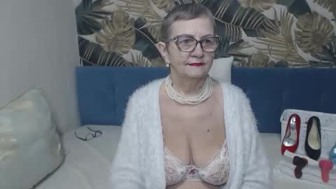 corssika online show from 02-08-26, 12:19