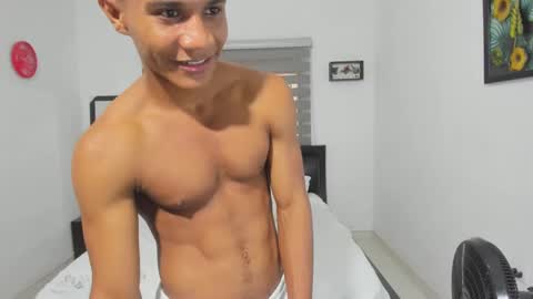 Ethan  online show from 10-27-25, 06:45