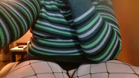 Snapshot of cosmicjones88 chatting on 12-25-24, 11:11 cosmicjones88 online show from 12-25-24, 11:11