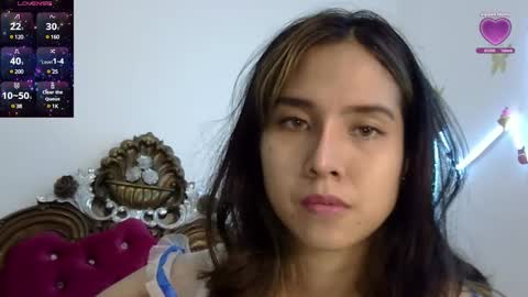 Liz Gwyneth Charlota online show from 01-17-25, 04:47