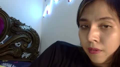 Liz Gwyneth Charlota online show from 01-27-25, 03:07