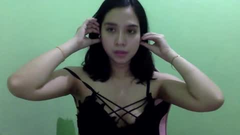 Liz Gwyneth Charlota online show from 04-29-26, 12:09