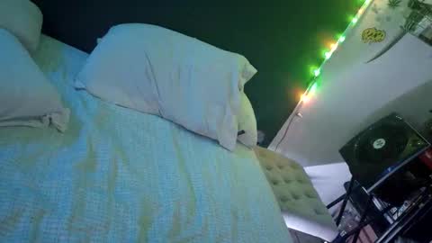 Snapshot of cough2getoff chatting on 12-01-25, 07:19 Corey online show from 12-01-25, 07:19