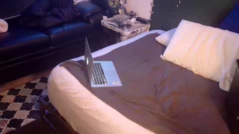 Snapshot of cough2getoff chatting on 12-05-25, 06:59 Corey online show from 12-05-25, 06:59