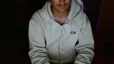 Snapshot of couldbesleeping chatting on 12-18-25, 03:01 couldbe online show from 12-18-25, 03:01