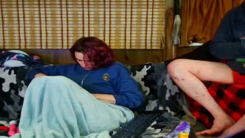 Alaskawildcouple online show from 09-16-25, 11:11