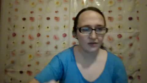 Snapshot of countrygirl0909 chatting on 06-16-26, 02:36 countrygirl0909 online show from 06-16-26, 02:36