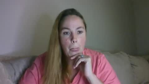 Snapshot of countrylovin2018 chatting on 10-01-25, 01:55 Fallen Angel 21 online show from 10-01-25, 01:55