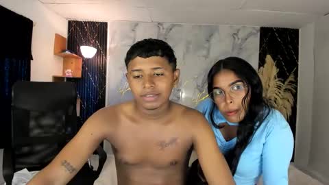 Jonatham and Marllory online show from 04-23-26, 02:19