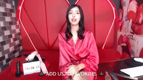 MIA LIZ AND SAM online show from 03-07-25, 08:55