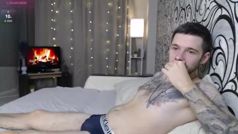 Amelia dols online show from 11-20-25, 09:20