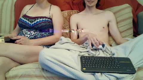 Snapshot of couplekake chatting on 04-29-26, 11:11 CoupleKake online show from 04-29-26, 11:11