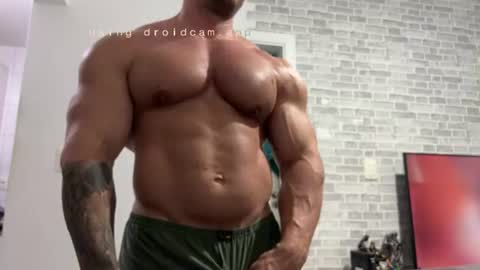 couplemuscle40 online show from 07-22-26, 03:37