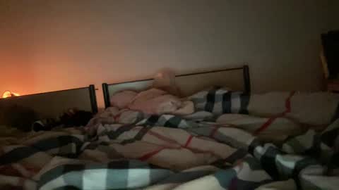 couplenoshame online show from 03-01-25, 04:15