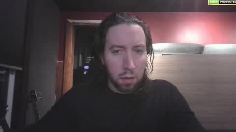 Snapshot of coupleofaces247 chatting on 01-18-26, 04:38 CoupleOfAces online show from 01-18-26, 04:38