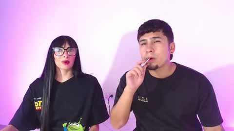 Juli and Liam online show from 10-26-25, 05:13