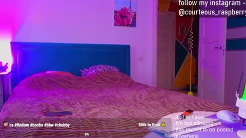 Snapshot of courteous_raspberrrry chatting on 01-19-25, 09:22 Rose Roys my  online show from 01-19-25, 09:22