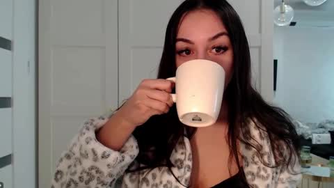 Courtney online show from 02-18-26, 07:48