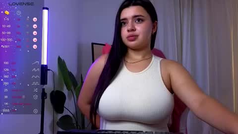 Snapshot of courtneyk_ chatting on 10-16-25, 03:02 Courtney online show from 10-16-25, 03:02