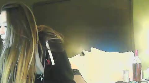 Snapshot of courtscutekitty chatting on 02-08-25, 06:12 courtscutekitty online show from 02-08-25, 06:12