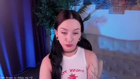 coy_emo_princess online show from 07-23-26, 10:57
