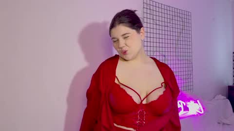 Cozy online show from 04-02-26, 06:22