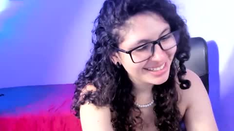 Snapshot of cracker_doll chatting on 03-01-25, 01:11 cracker online show from 03-01-25, 01:11