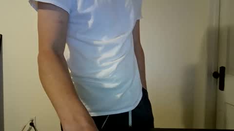 Snapshot of crafty333 chatting on 10-30-25, 06:52 crafty333 online show from 10-30-25, 06:52