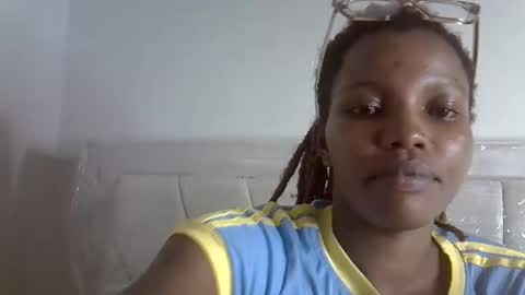 craizybitch online show from 03-09-25, 04:00