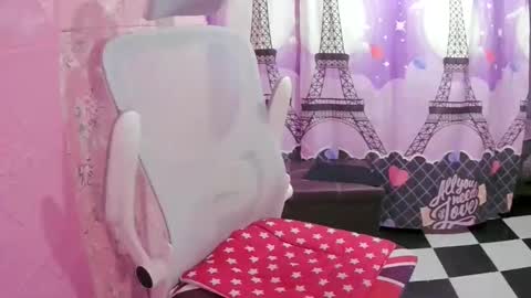 crazy_4u69 online show from 04-30-26, 03:02