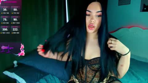 Snapshot of crazy__berry chatting on 02-01-26, 10:47 Eva online show from 02-01-26, 10:47