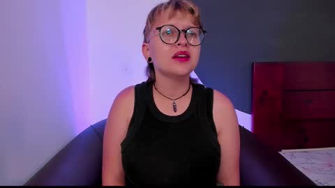 Snapshot of crazy_cakes_ chatting on 02-24-25, 02:40 Lexie  Rose  online show from 02-24-25, 02:40