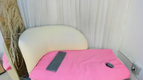 crazy_girl___ online show from 07-09-26, 11:58