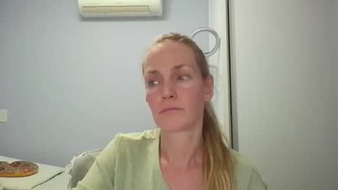 Anny online show from 02-23-26, 12:30